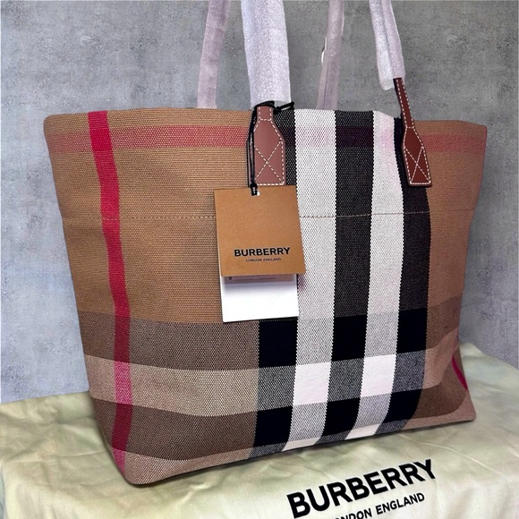 ❌SOLD❌NWT BURBERRY London Tote Bag - Picture 2 of 8